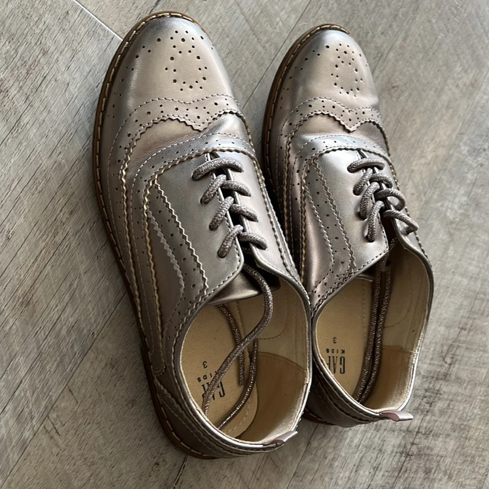 Goldish toned Metallic Kids Gap Shoes size 3